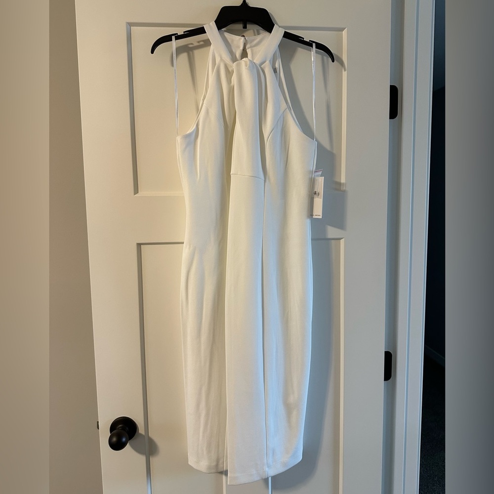 Women’s Sleeveless Ivory Cocktail Dress